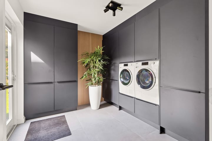 Foto 25 van Maandenweg 26