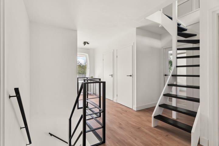 Foto 29 van Maandenweg 26