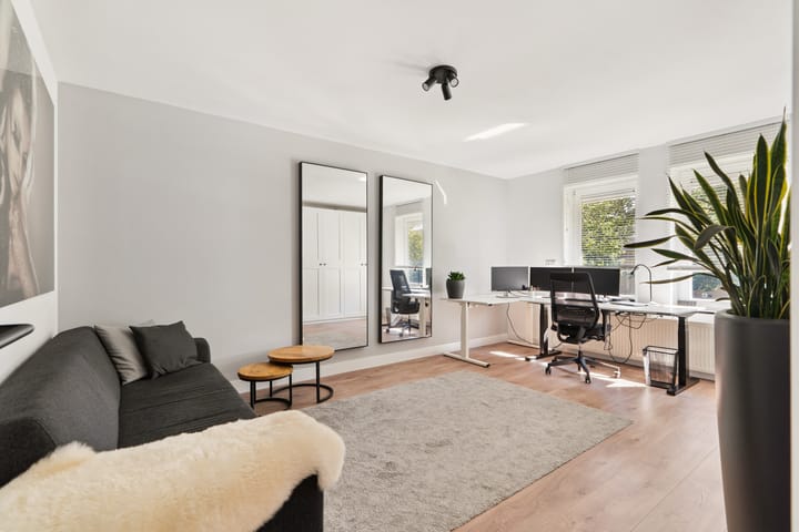 Foto 31 van Maandenweg 26