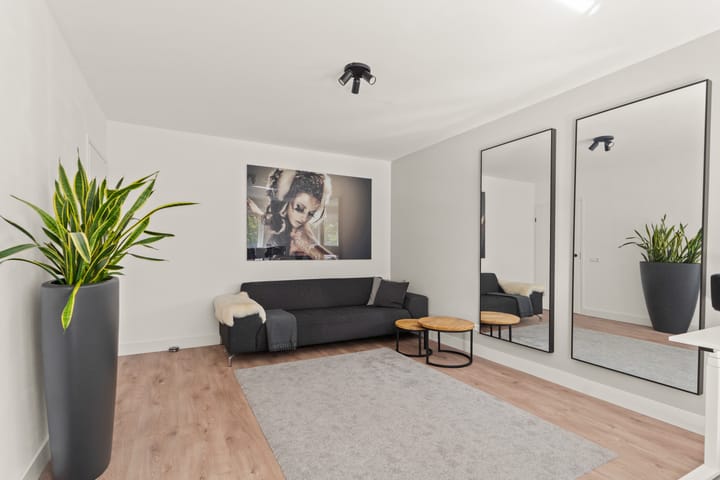 Foto 32 van Maandenweg 26