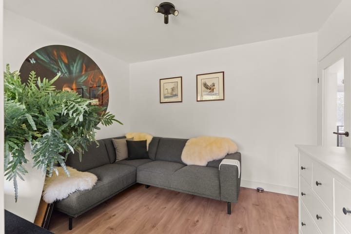 Foto 34 van Maandenweg 26