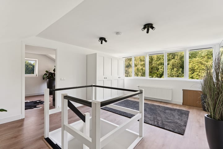 Foto 45 van Maandenweg 26