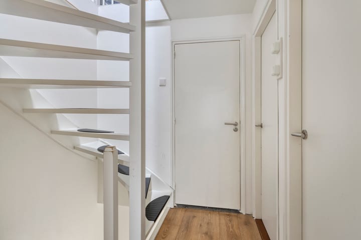 Foto 22 van Jan van Galenstraat 18