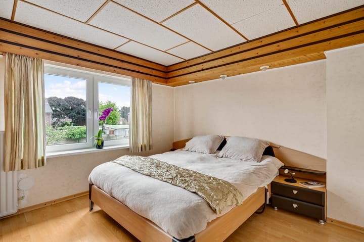 Photo 18 of Rozenstraat 34