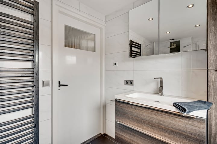 Photo 24 of Rozenstraat 34