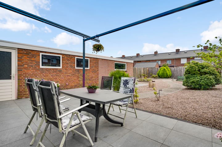 Photo 26 of Rozenstraat 34