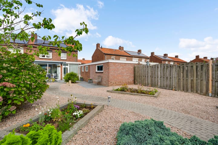 Photo 29 of Rozenstraat 34