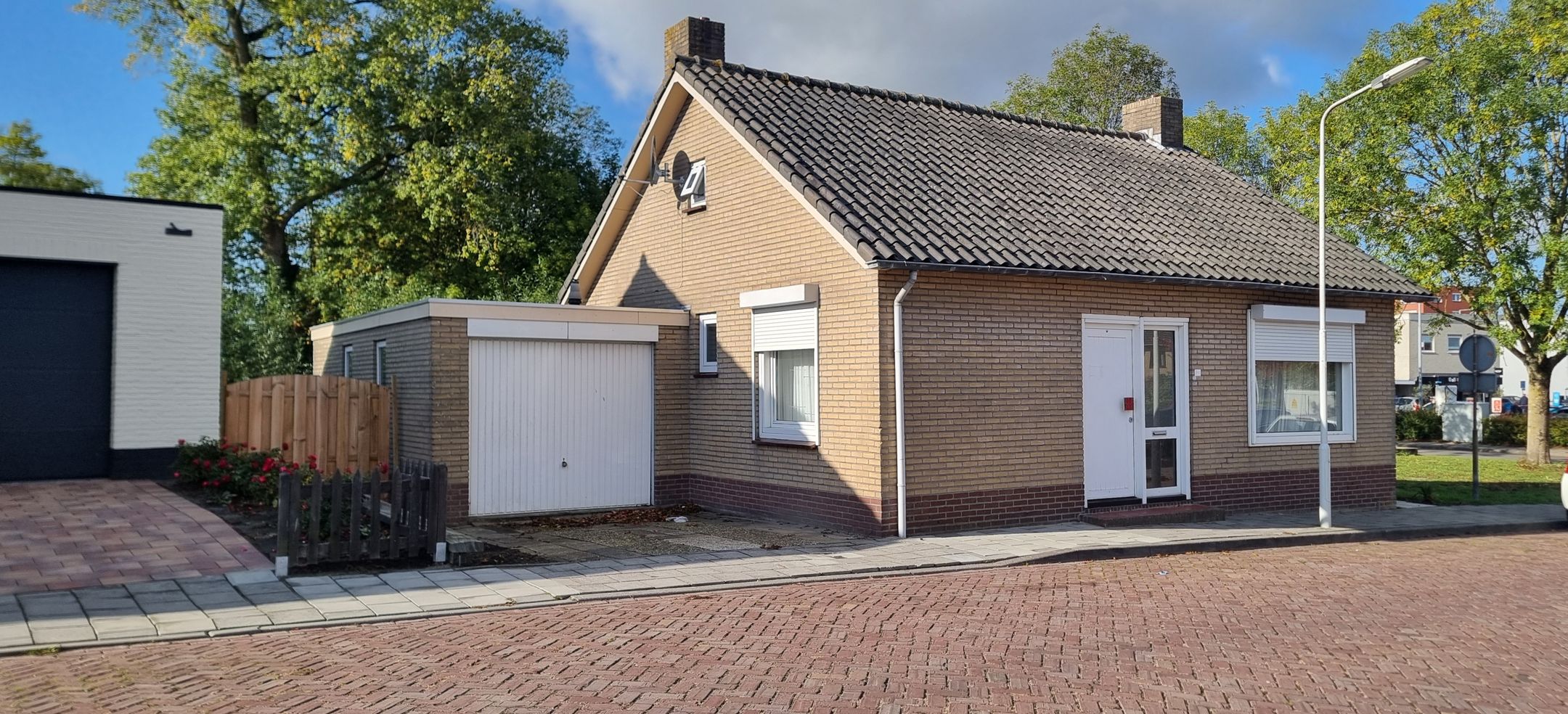 Mr. P.C. Hennequinstraat 24 