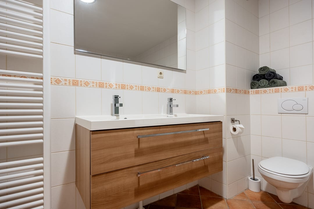 Photo 23 of Hevel 27