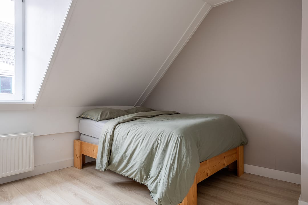 Photo 38 of Hevel 27