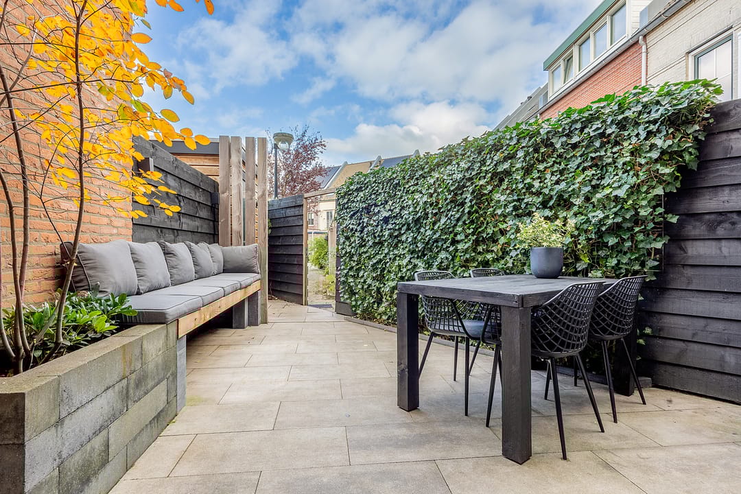 Photo 47 of Hevel 27