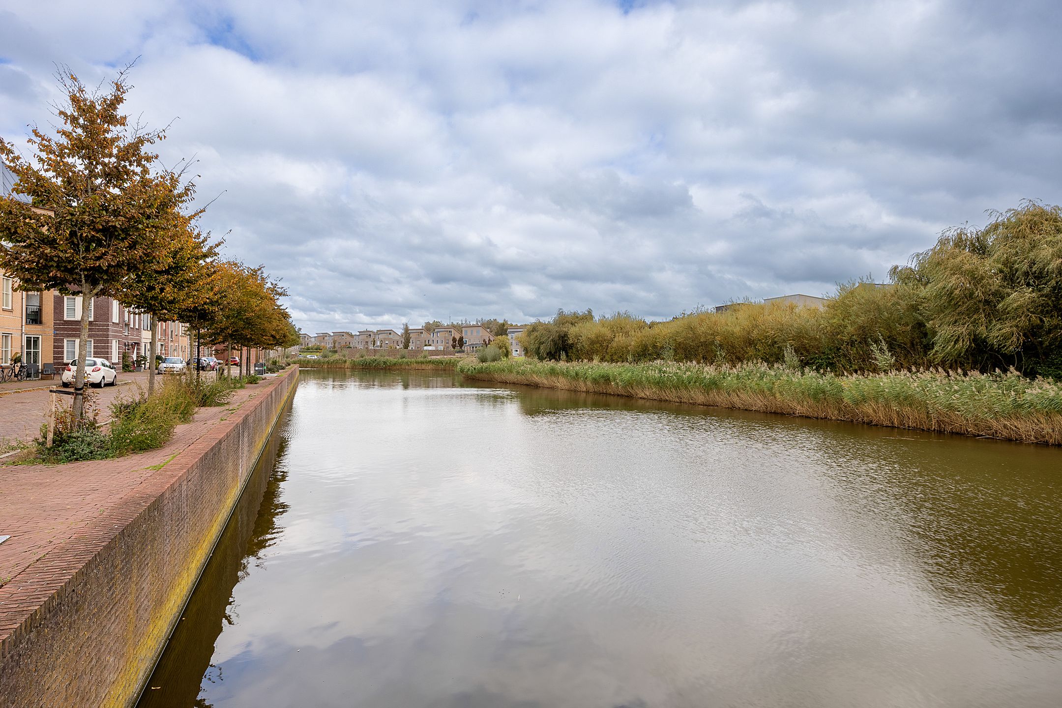 Photo 48 of Hevel 27