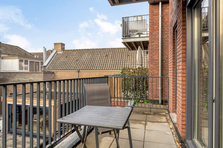 Foto 14 van Kerkweg 1-AC