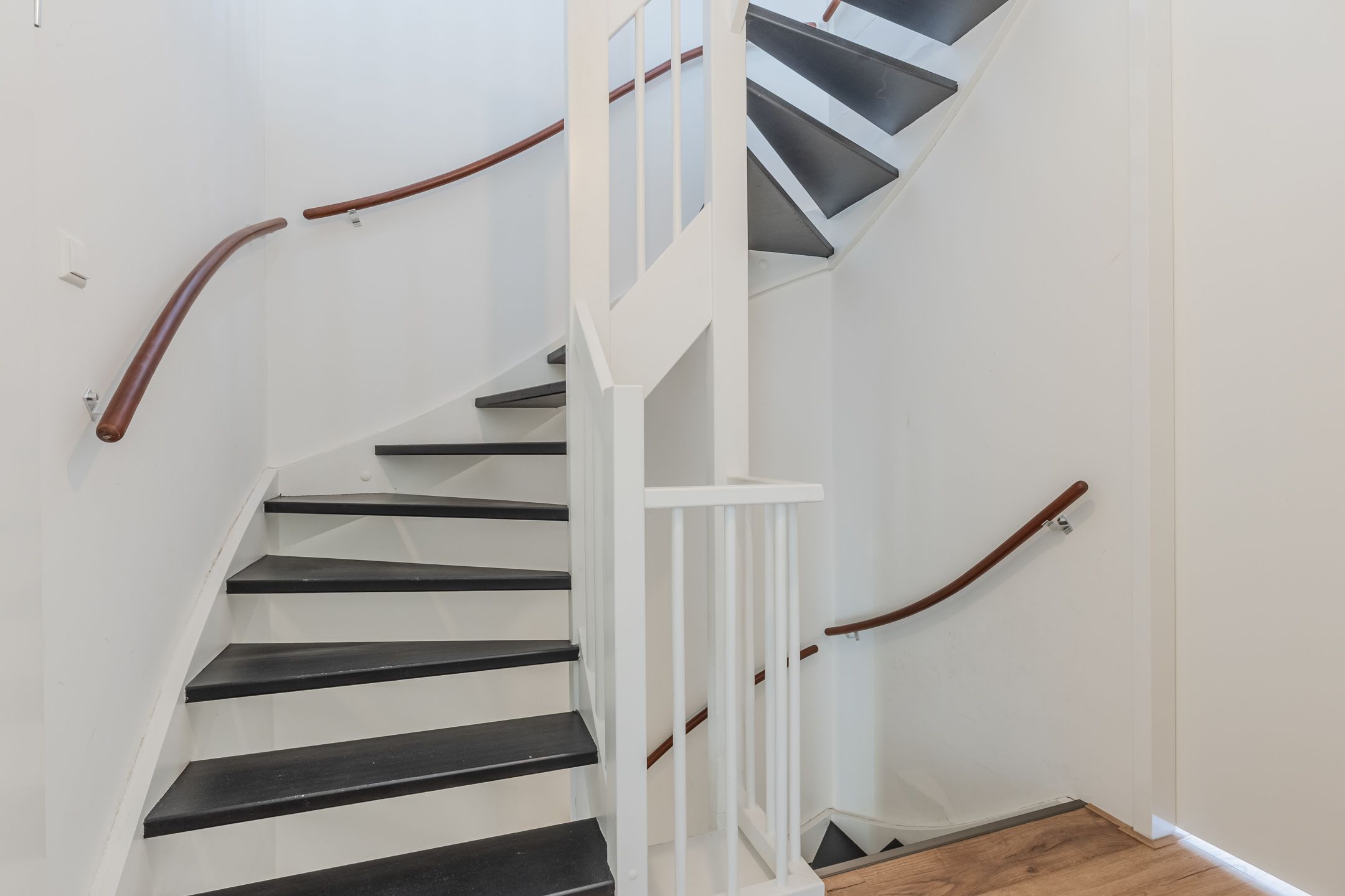 Foto 18 van Mahlerstraat 44-G