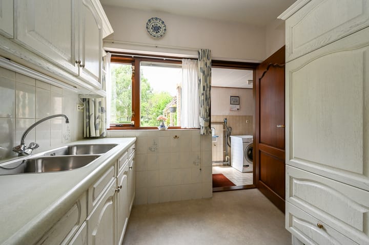 Photo 11 of Sportlaan 33