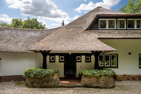 Logosberg 5 secondary image