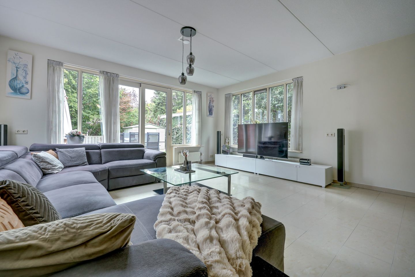 Photo 10 of Zwanebloem 47