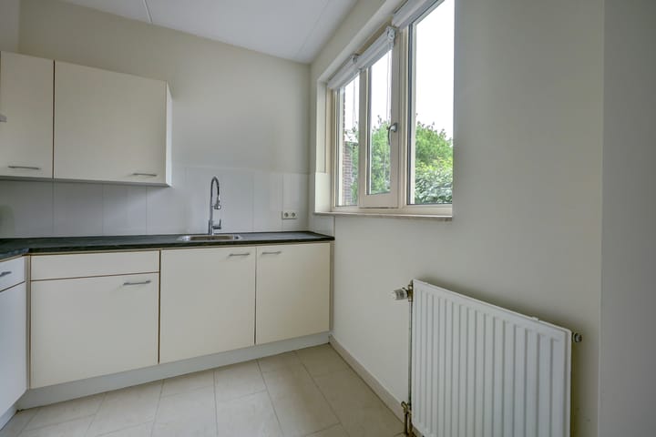 Photo 27 of Zwanebloem 47