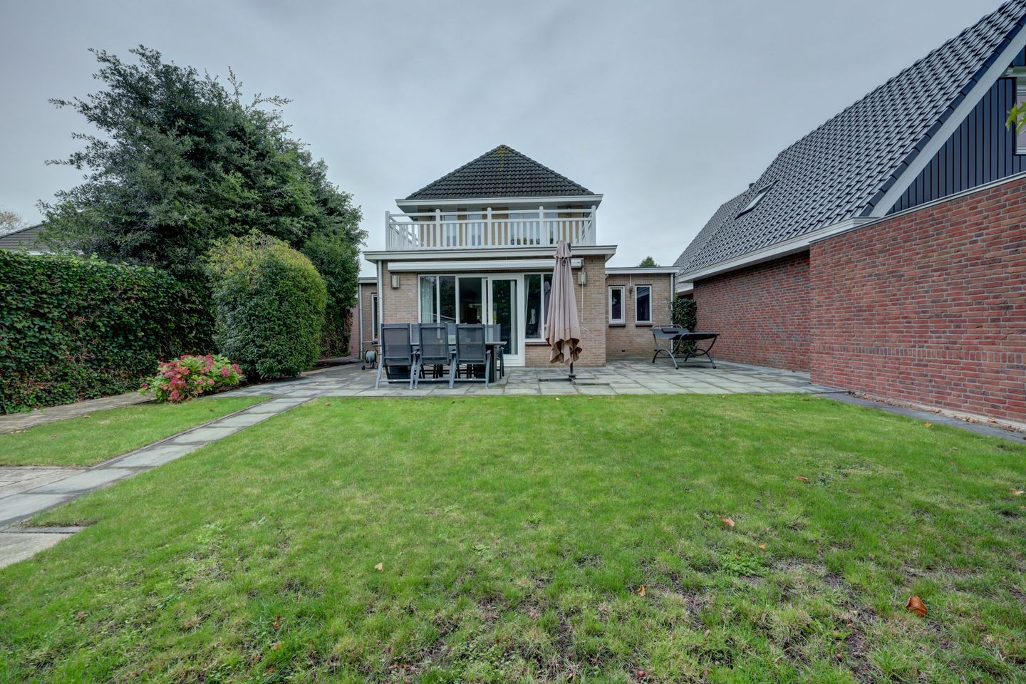 Photo 59 of Zwanebloem 47