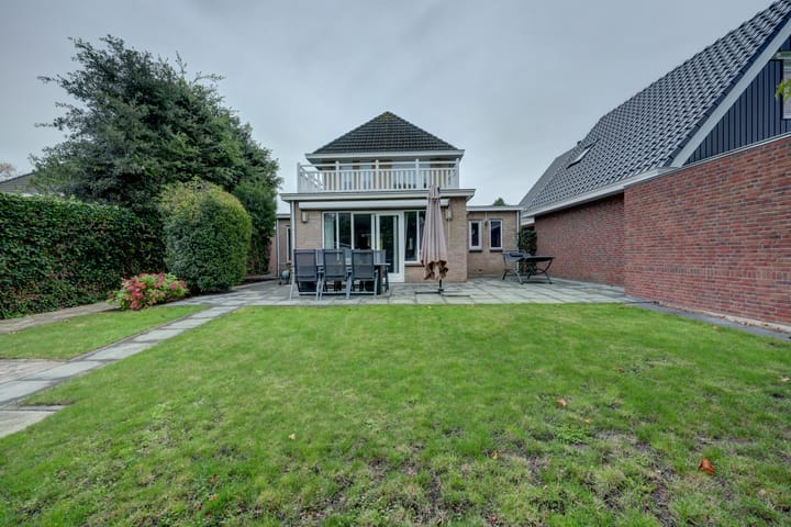 Photo 59 of Zwanebloem 47