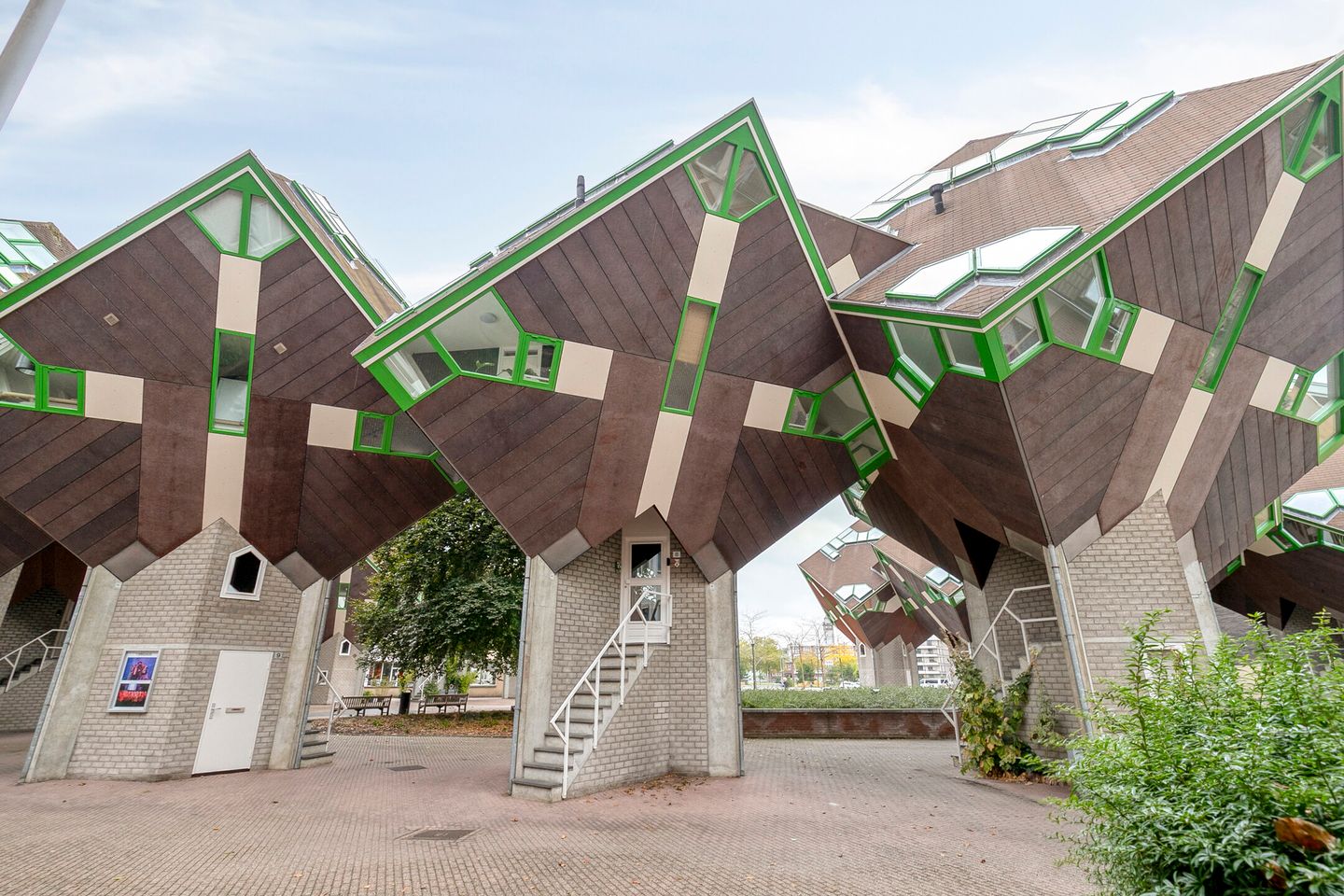 Foto 1 van Piet Blomplein 8