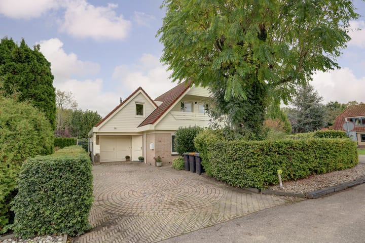 Foto 32 van Lindenlaan 13