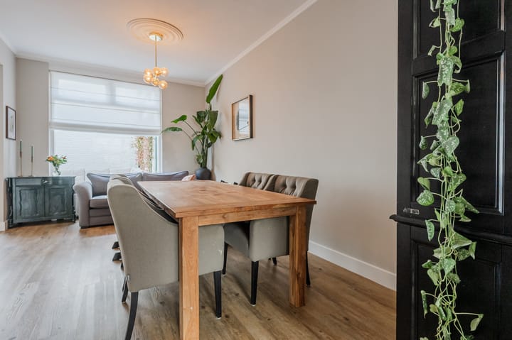 Foto 20 van Voorstraat 154