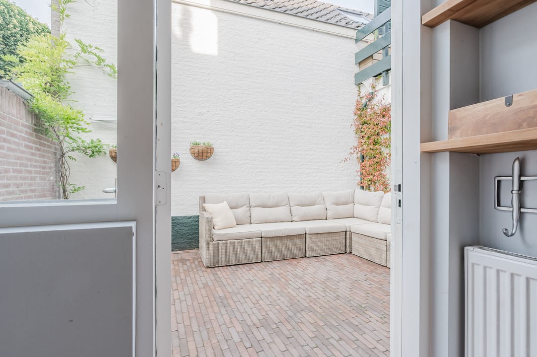 Foto 28 van Voorstraat 154