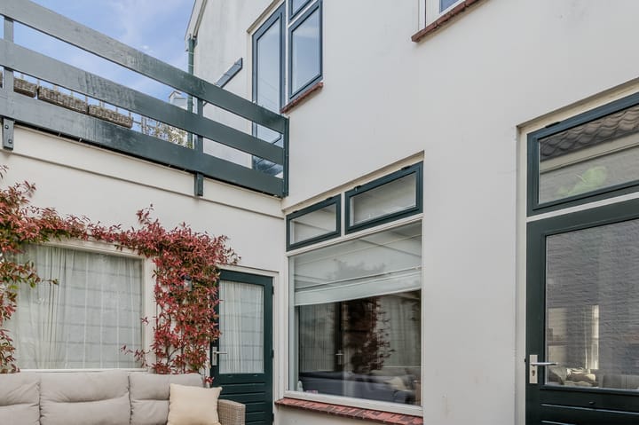 Foto 59 van Voorstraat 154