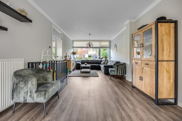 Photo 4 of Lunenburg 196