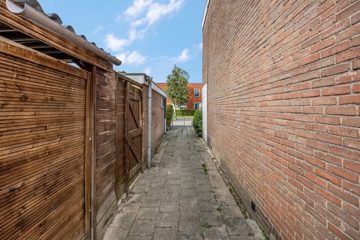 Photo 31 of Lunenburg 196