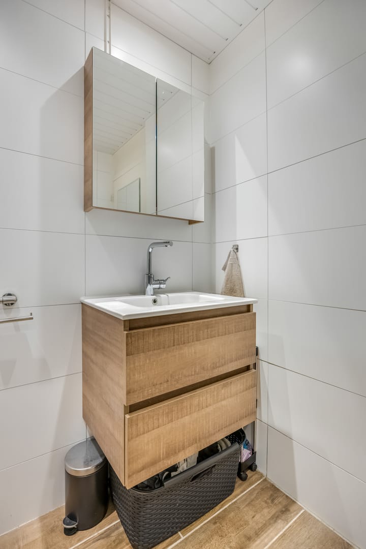 Photo 25 of Lunenburg 196