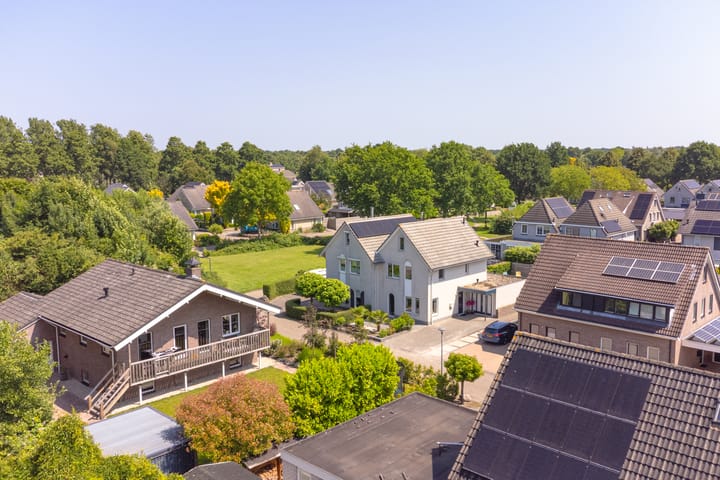 Photo 4 of Purperreiger 21