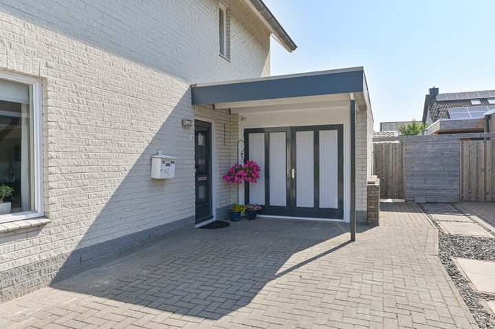 Foto 6 van Purperreiger 21