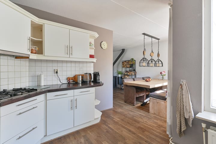 Foto 29 van Purperreiger 21