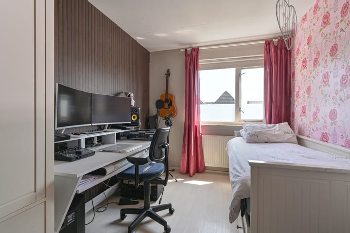 Foto 52 van Purperreiger 21