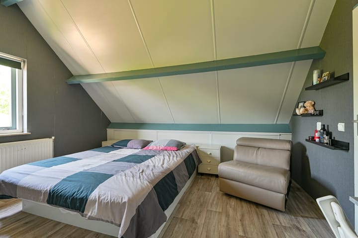 Foto 56 van Purperreiger 21