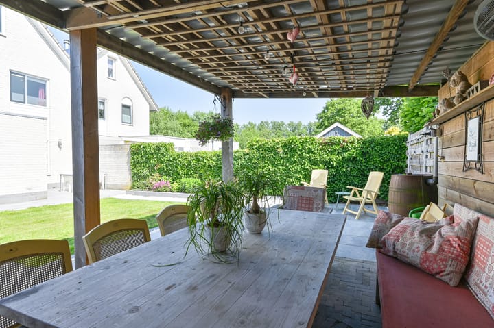 Foto 72 van Purperreiger 21