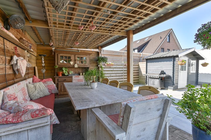 Foto 74 van Purperreiger 21