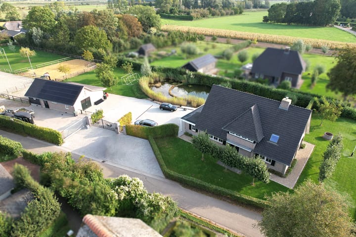 Photo 60 of Beuningsestraat 8