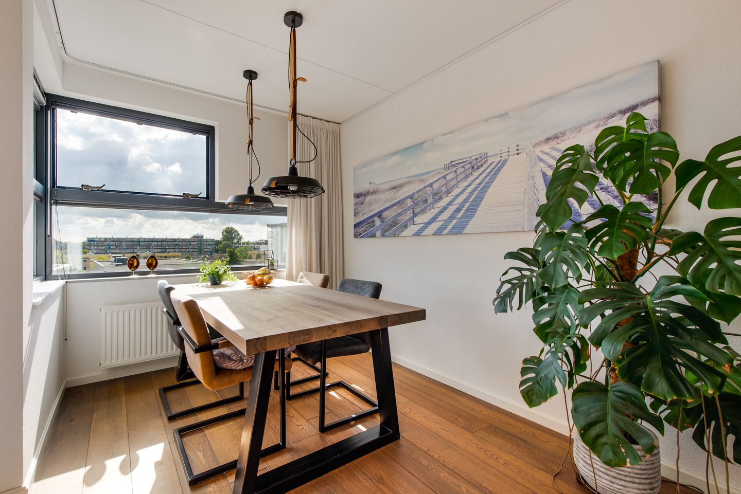 Foto 10 van Leonardo da Vinciplein 104