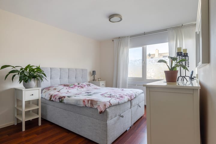 Photo 10 of Dr. W. Kokstrjitte 25