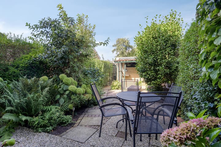 Foto 22 van Albertine Agneslaan 13