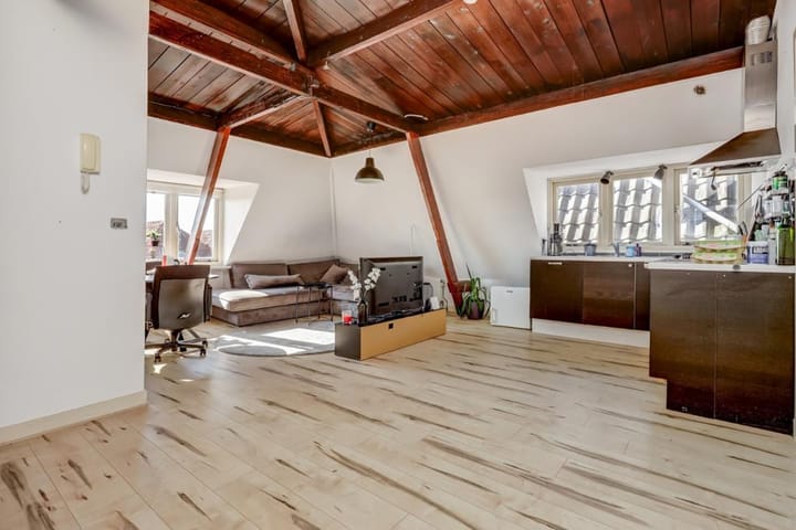 Foto 2 van Sloetstraat 18-2