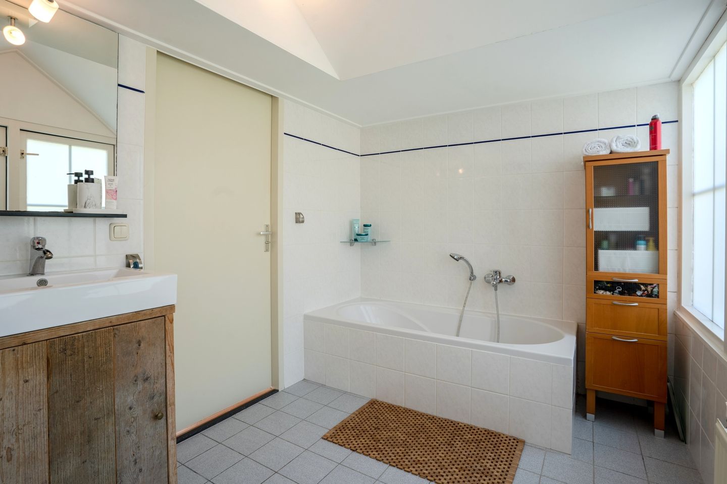 Foto 25 van Korhoenlaan 1-52