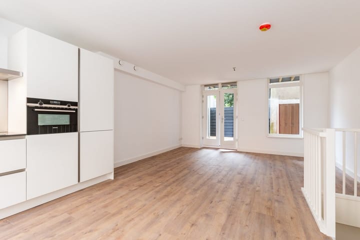 Foto 6 van Daniël Stalpertstraat 42-H