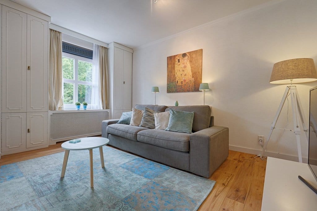 Photo 8 of Bezuidenhoutseweg 349-C