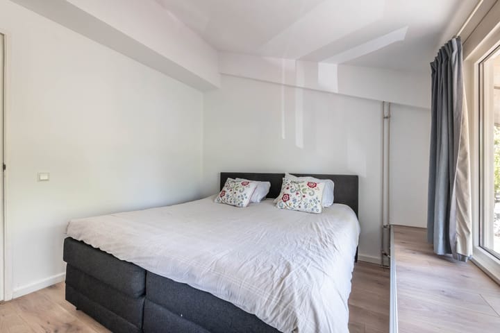 Foto 22 van Turnhoutplantsoen 54