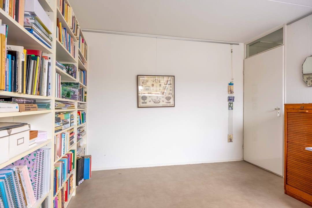 Foto 23 van Kardinaalsmuts 42