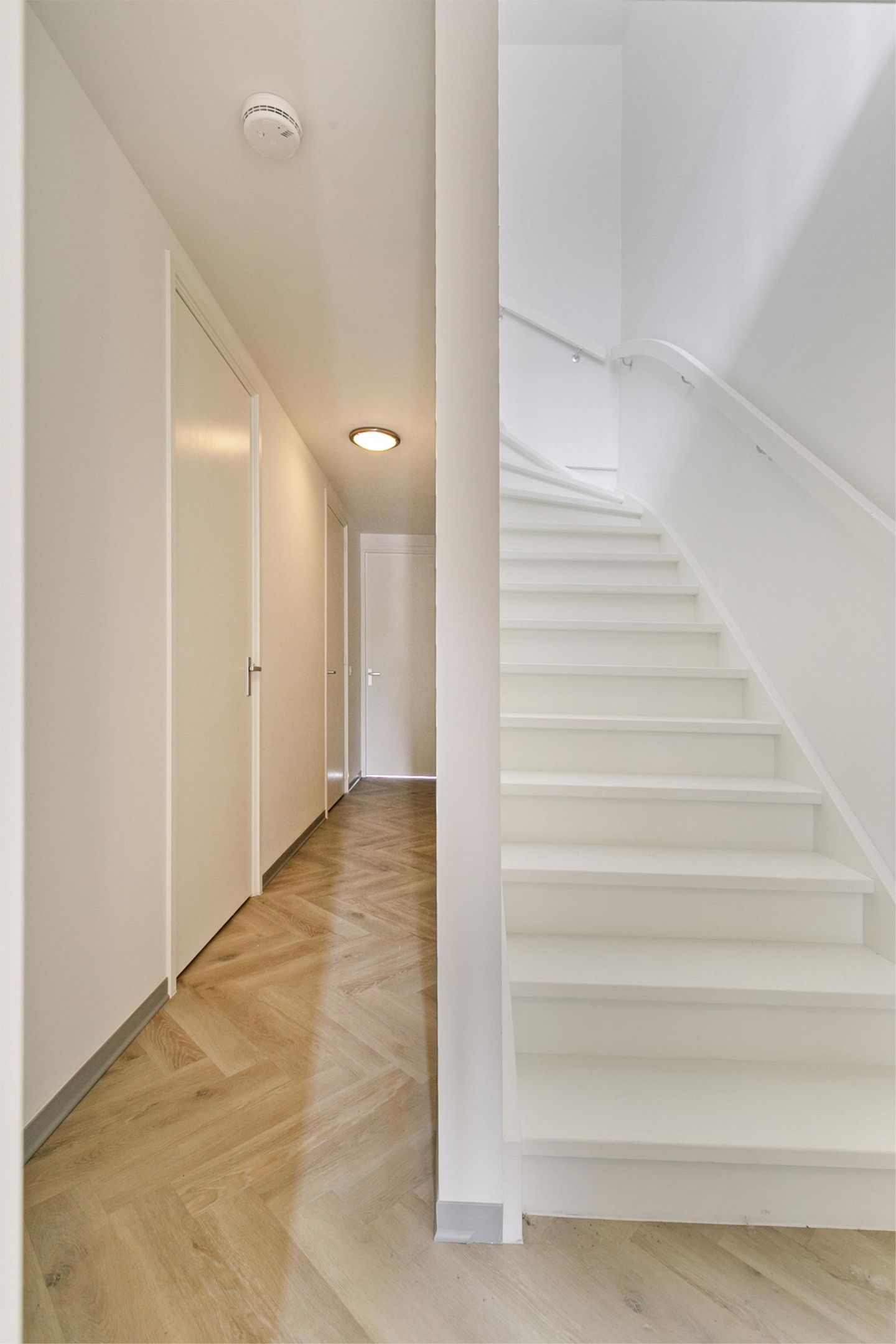 Foto 19 van Detmoldstraat 3